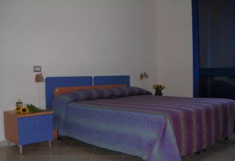 Hotelli B&b Gioiello Del Mare