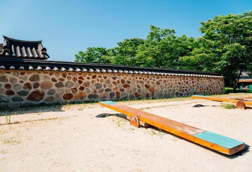 Circle Hotel Incheon