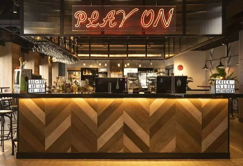 ホテル Moxy Tokyo Kinshicho