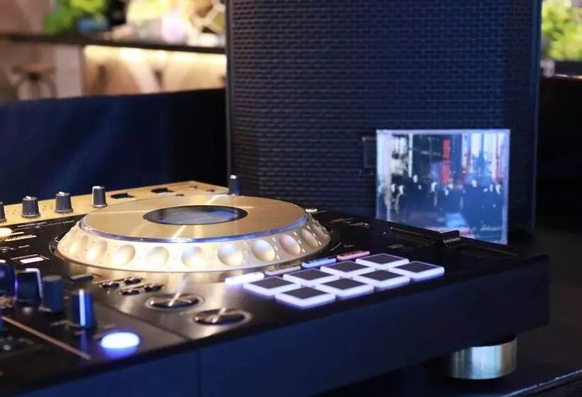 ホテル Moxy Tokyo Kinshicho