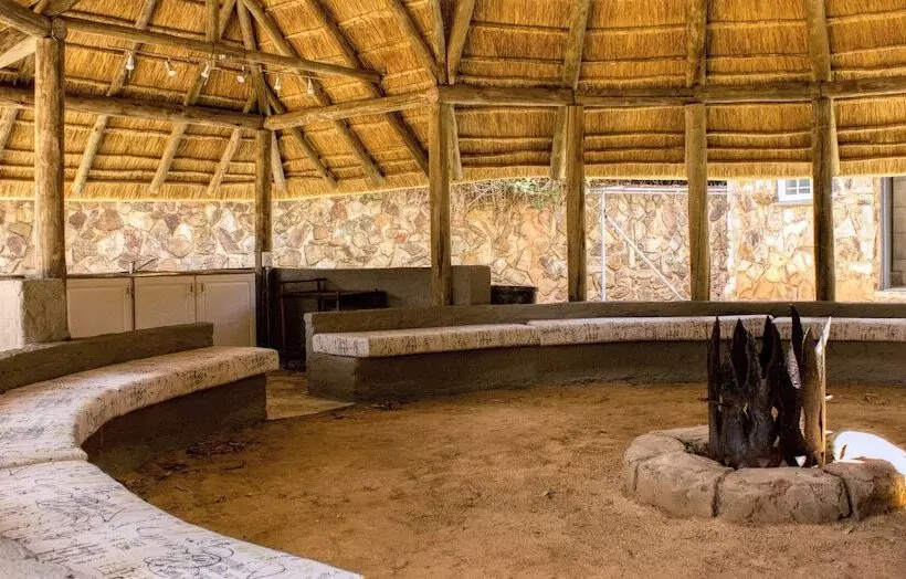 Hotelli Rainforest Boutique Camp