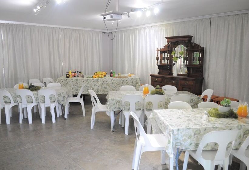 Отель Rainforest Boutique Camp