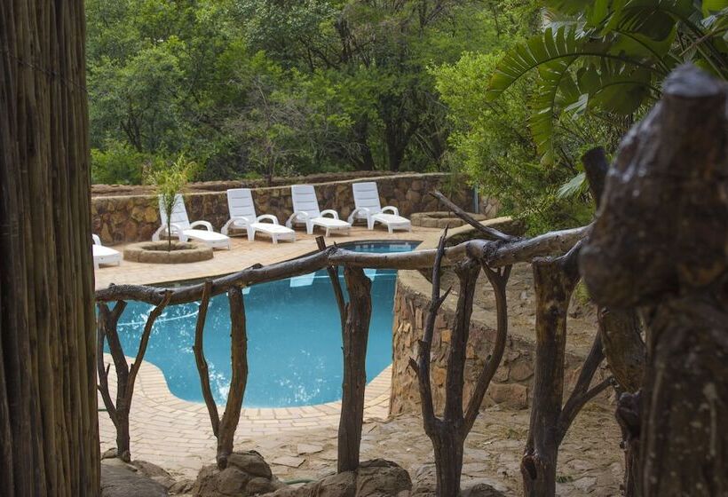 Отель Rainforest Boutique Camp