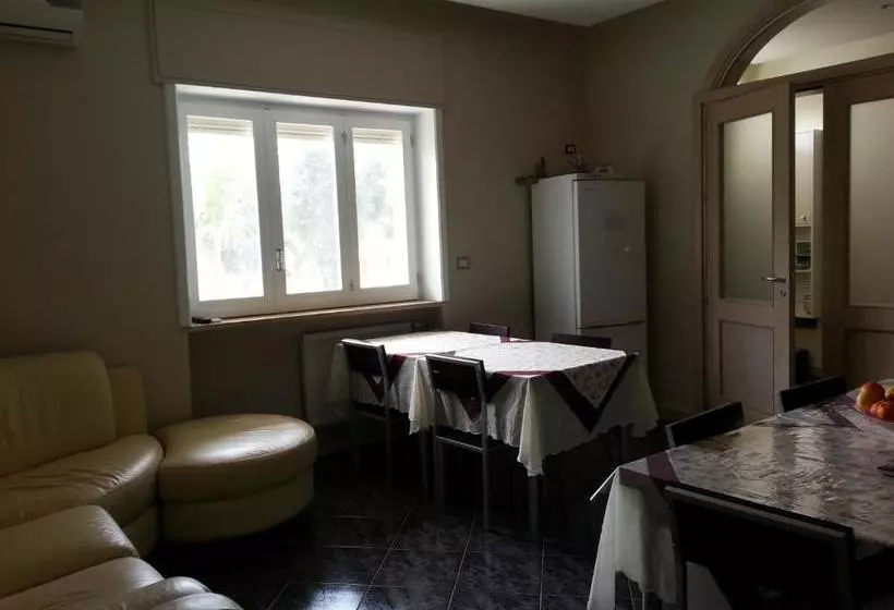 Hotelli B&b Relax