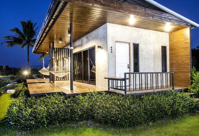 בית מלון כפרי White Knot Khao Yai