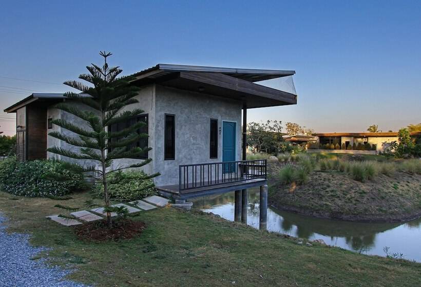 בית מלון כפרי White Knot Khao Yai