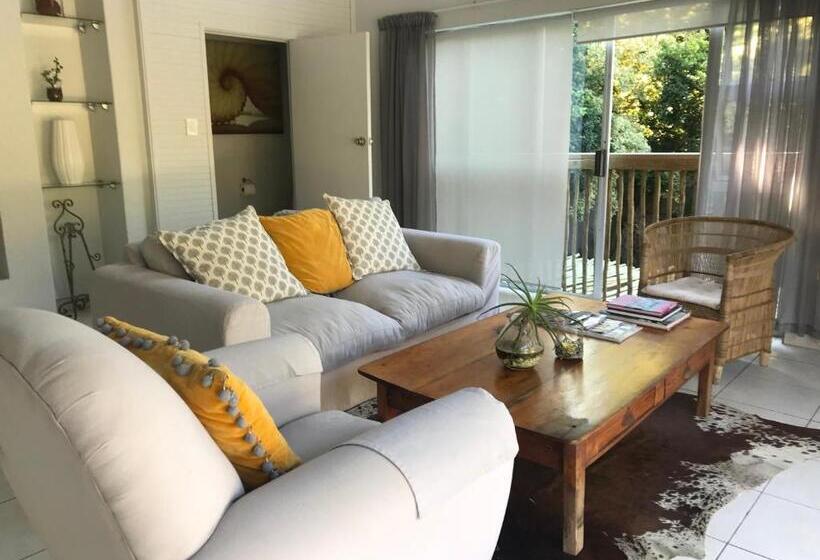 פנסיון Beach Forest Lodge