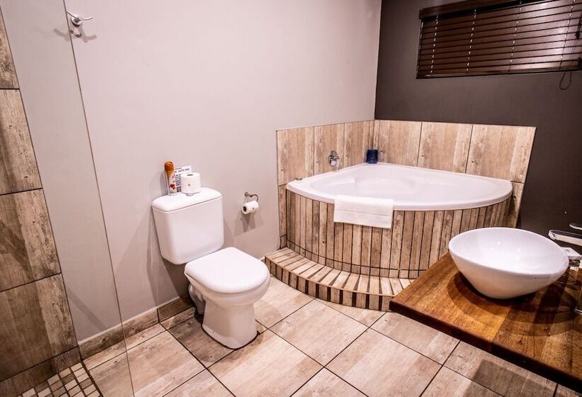 بنسيون St Ives Lodge