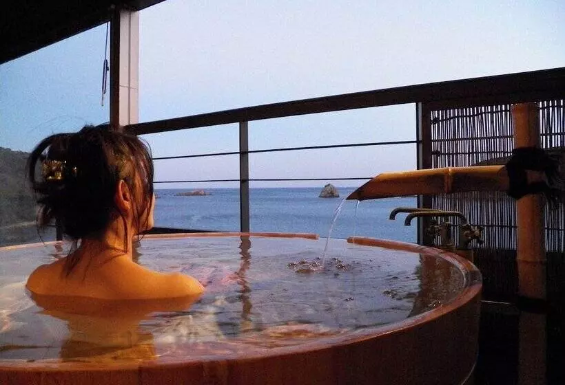 The Spa Resort Bettei Rakuyu