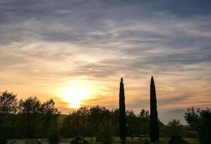 Borgo Di Campagna Il Tesoro