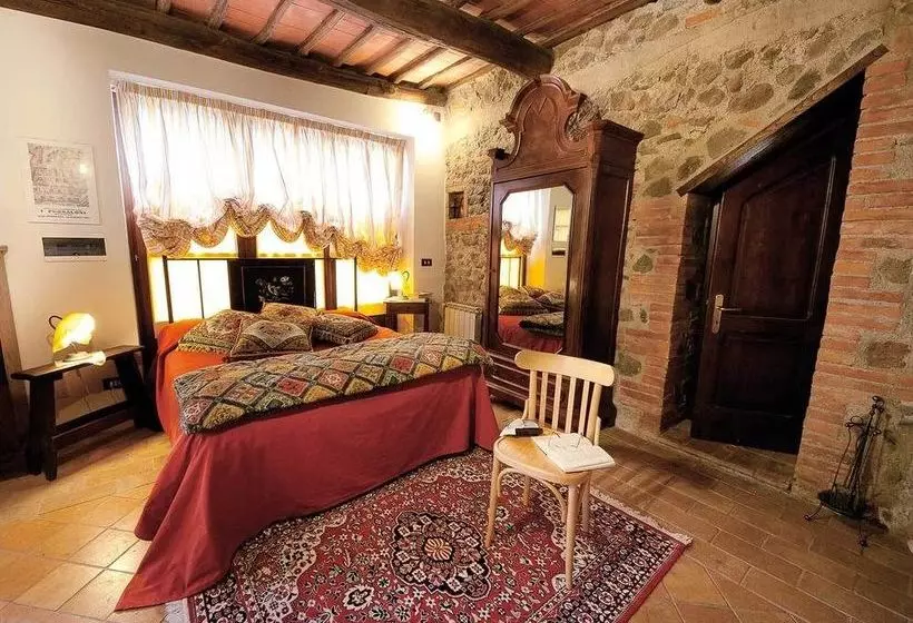 Borgo Di Campagna Il Tesoro