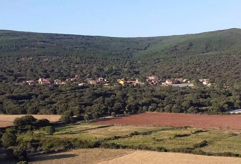 ユースホステル Casa Rural Pico De Los Haces