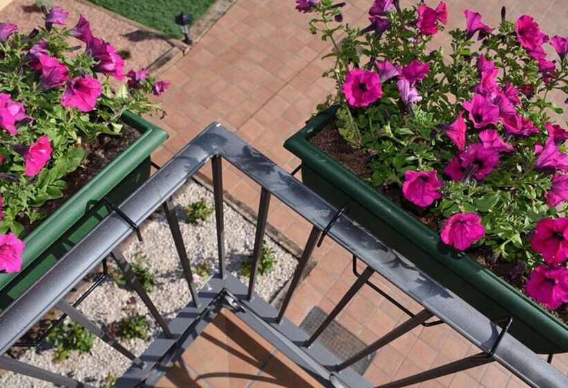 הוסטל Casa Rural Pico De Los Haces