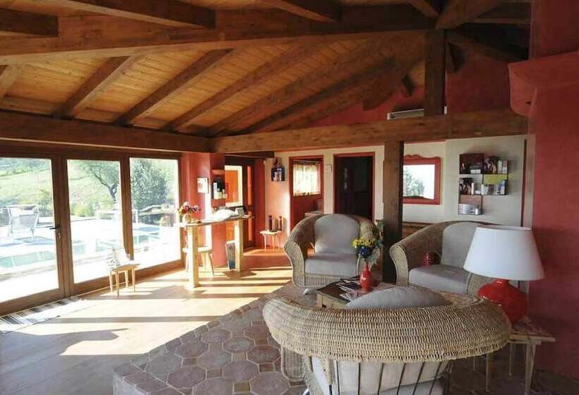 פונדק Villa Valentina Spa