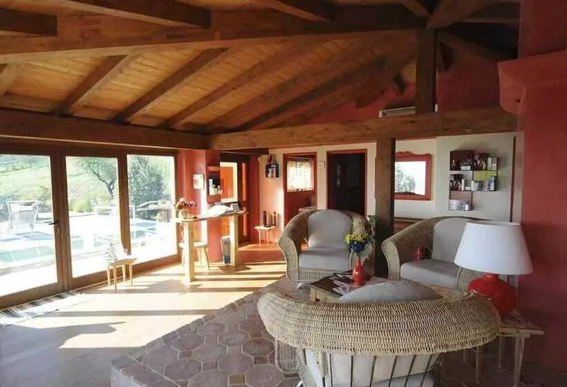 Hostelli Villa Valentina Spa