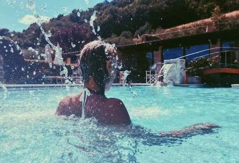 Hostelli Villa Valentina Spa