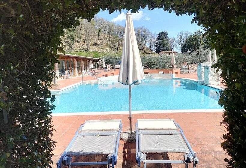 פונדק Villa Valentina Spa