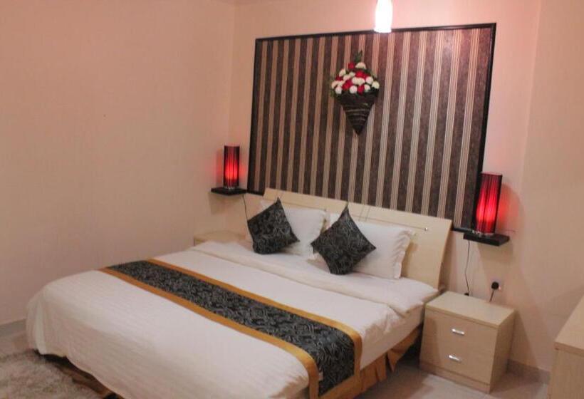 هتل Al Amoria Apartments