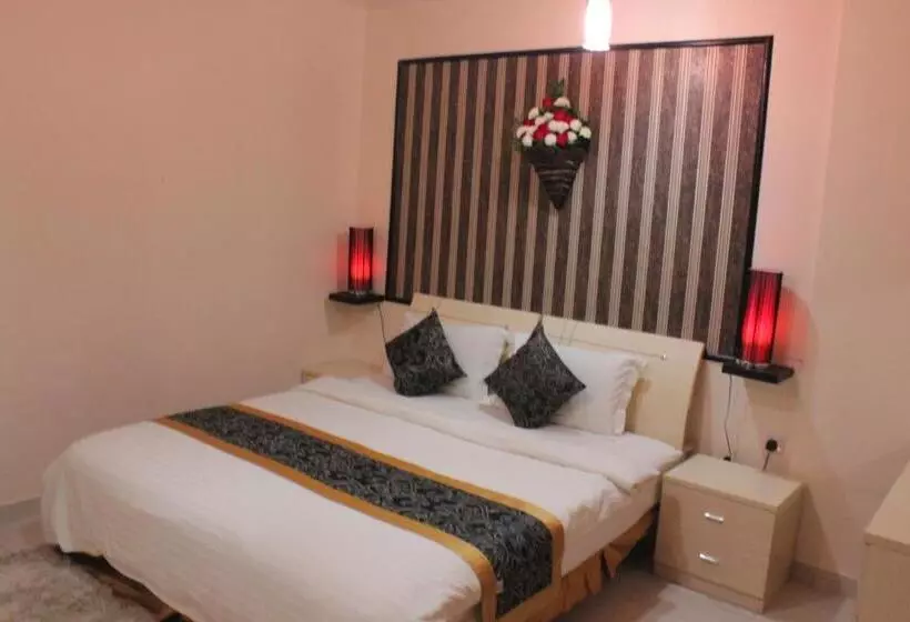 هتل Al Amoria Apartments