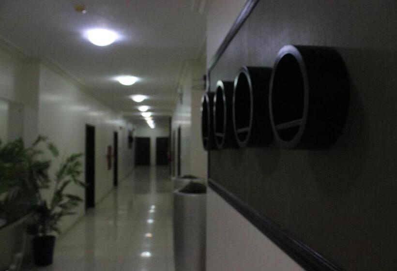 هتل Al Amoria Apartments