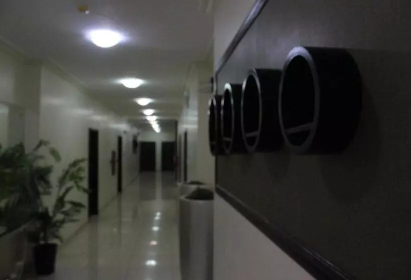 هتل Al Amoria Apartments