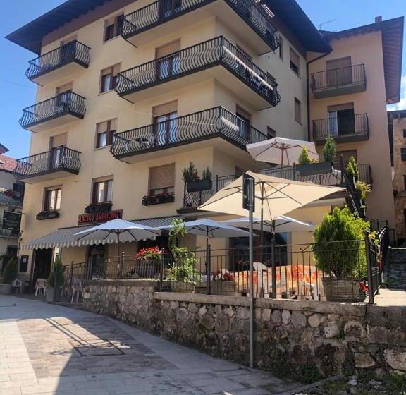 בית מלון כפרי Americana