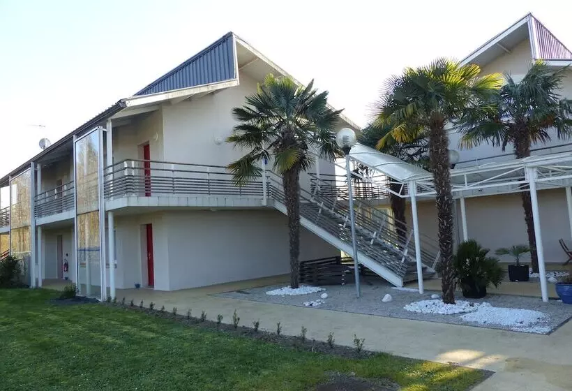 ホテル L Océane Angers Parc Expo