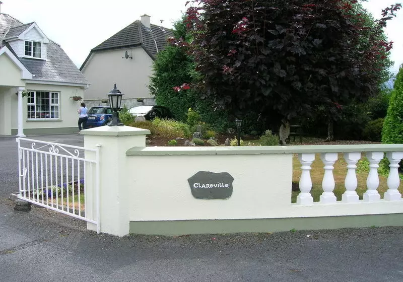 هتل Clareville B&b