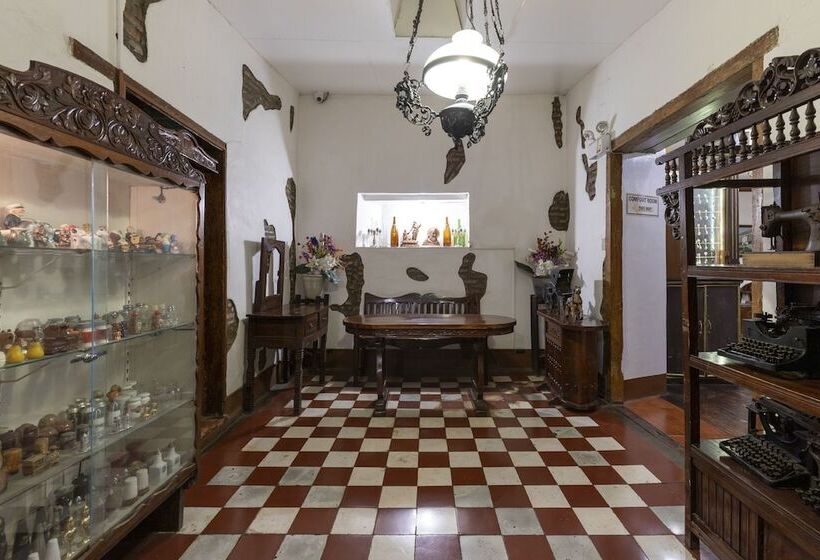 ホテル Grandpa S Inn Vigan