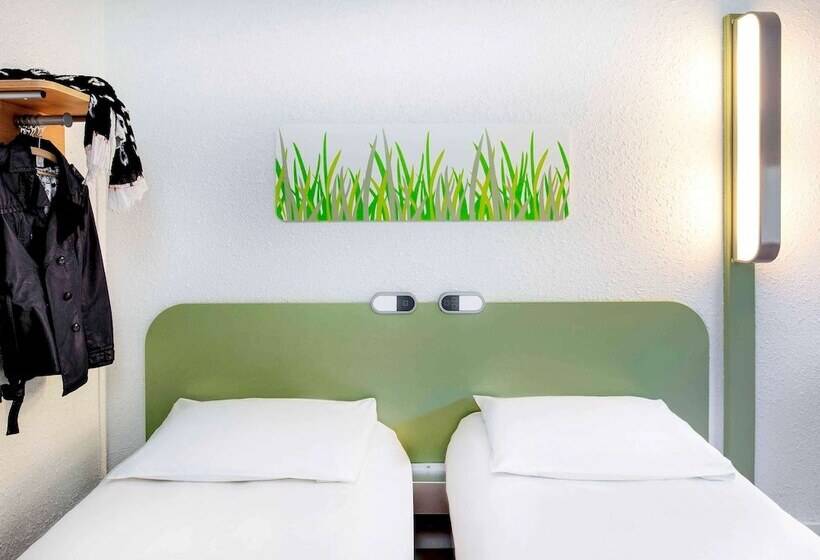 בית מלון כפרי Ibis Budget Vichy