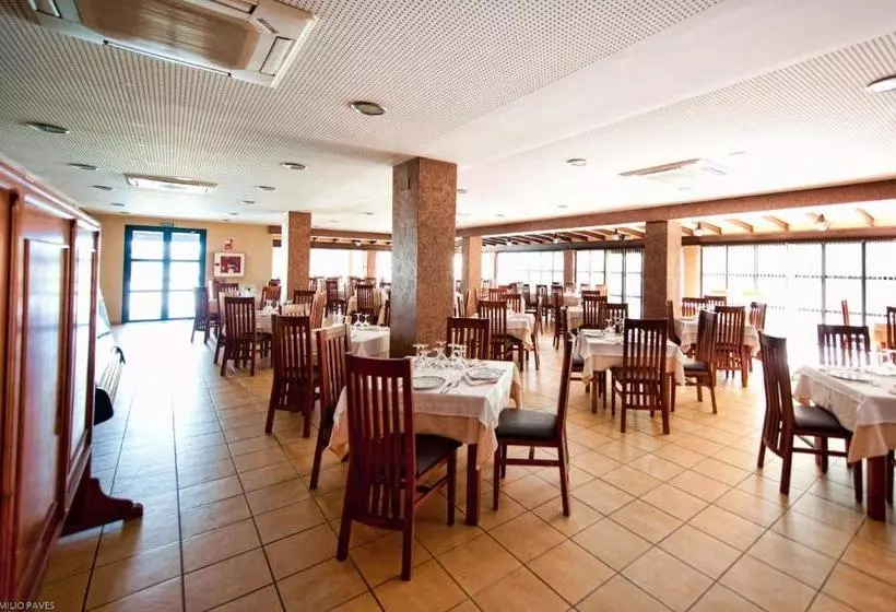 هتل Restaurante Campiña Del Rey