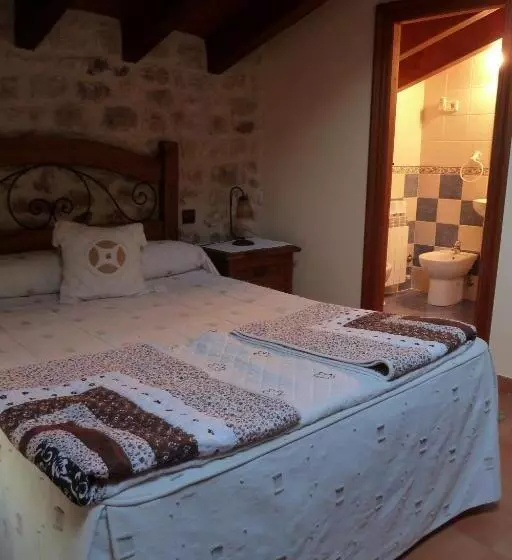 Maaseutuhotelli Rural Villa De Silos