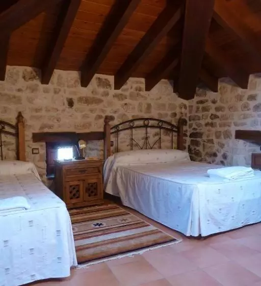 Maaseutuhotelli Rural Villa De Silos