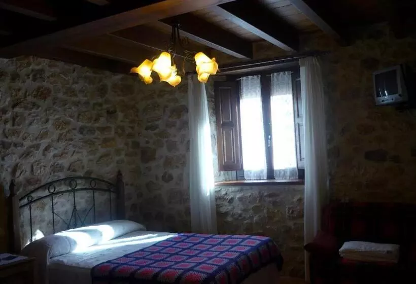 Maaseutuhotelli Rural Villa De Silos