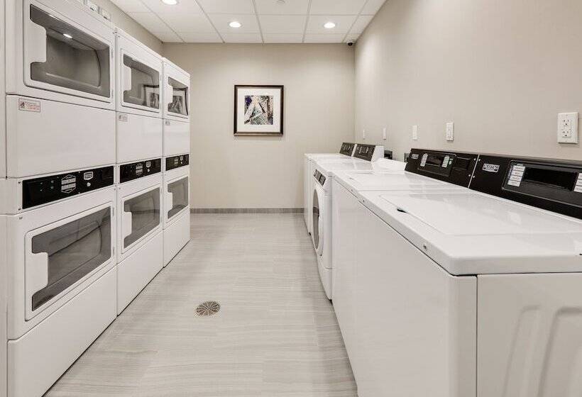 فندق Staybridge Suites   Oklahoma City   Downtown, An Ihg