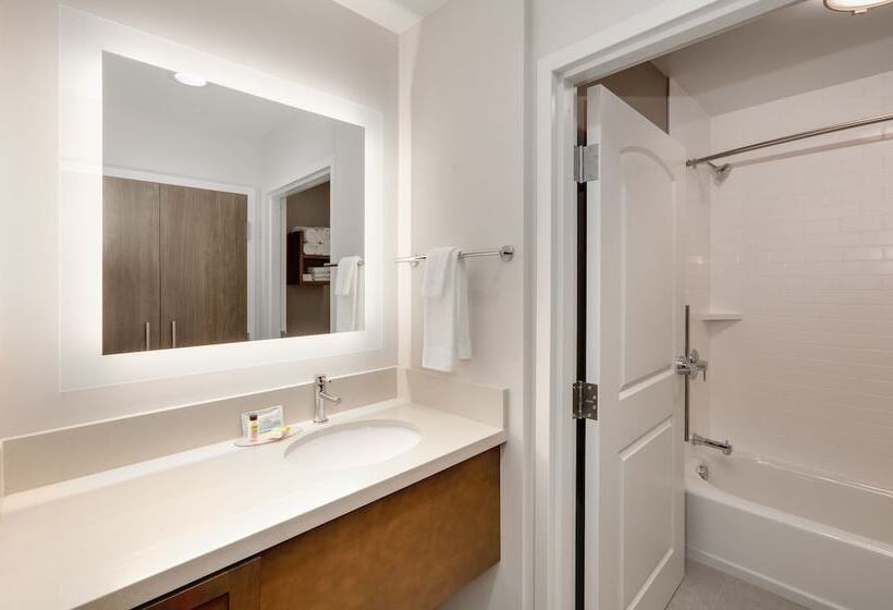 فندق Staybridge Suites   Oklahoma City   Downtown, An Ihg