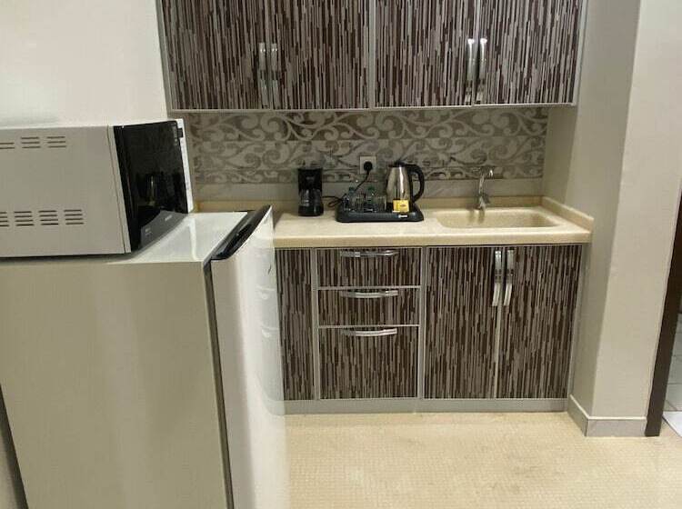 جلنار الشرق للشقق المخدومة