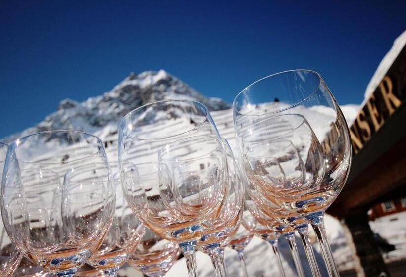 Sporthotel Lorünser