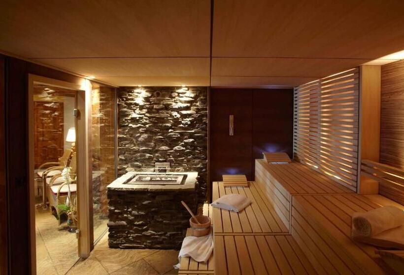 Sporthotel Lorünser