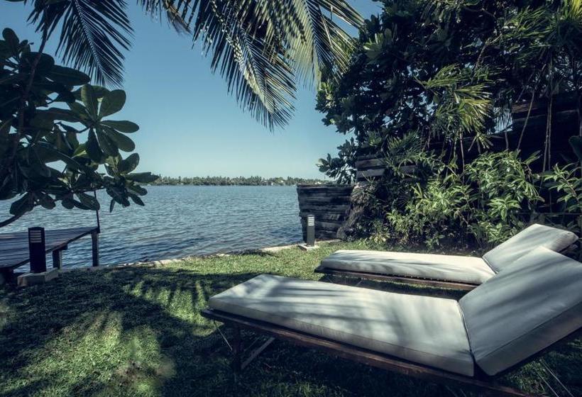 Taru Villas River Cottage