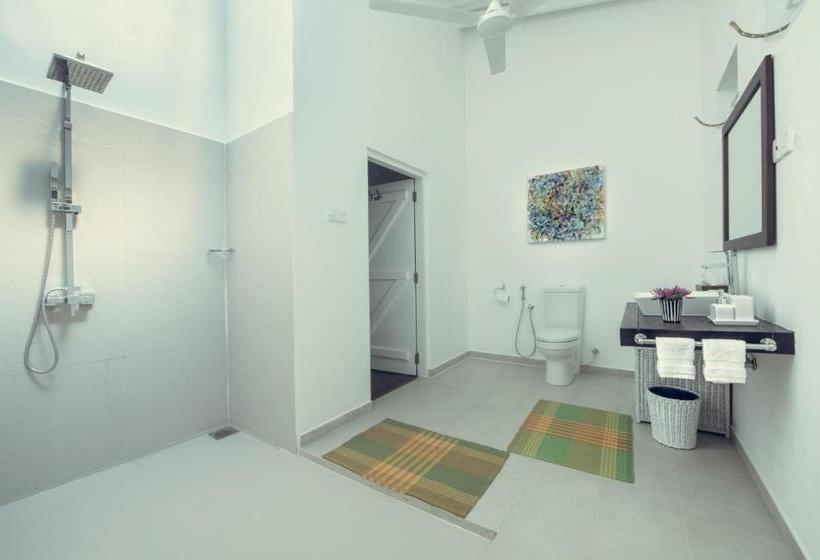 Taru Villas River Cottage