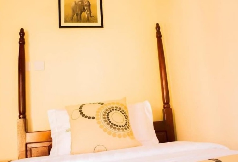 تختخواب و صبحانه Alpha Country Motel