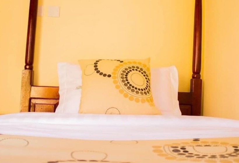 تختخواب و صبحانه Alpha Country Motel