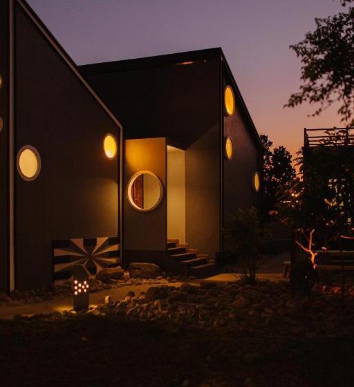 Hotel Aether Pai Villa