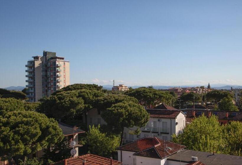 هتل Annita Cervia