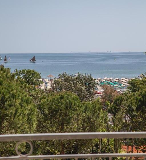هتل Annita Cervia