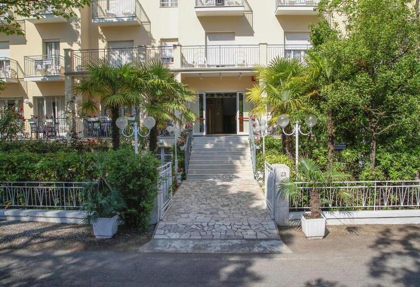 هتل Annita Cervia