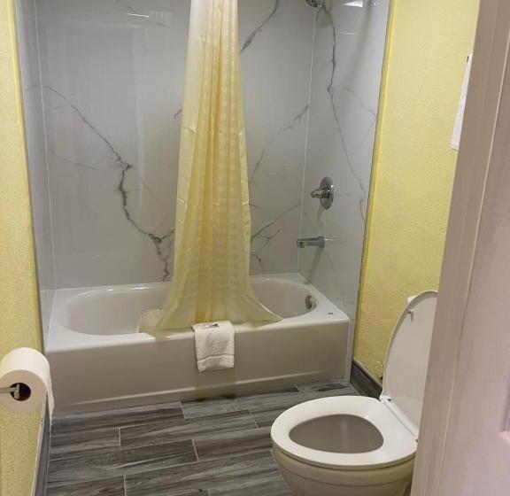 فندق Economy Inn Hot Springs