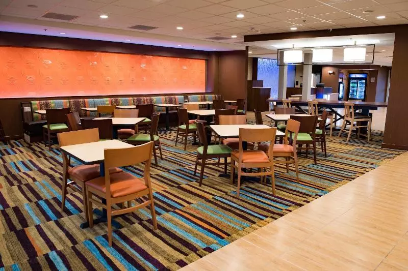 ホテル Fairfield Inn & Suites By Marriott Anderson