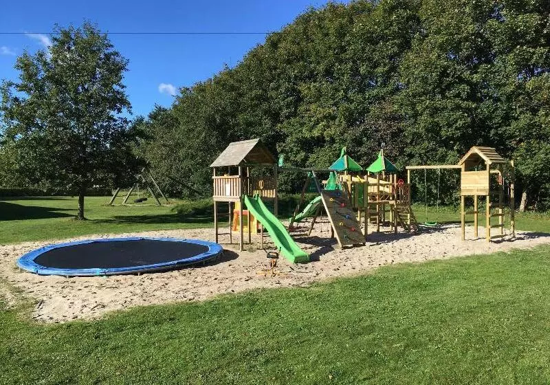 ホテル Hestkær Family Rooms Summer Camp